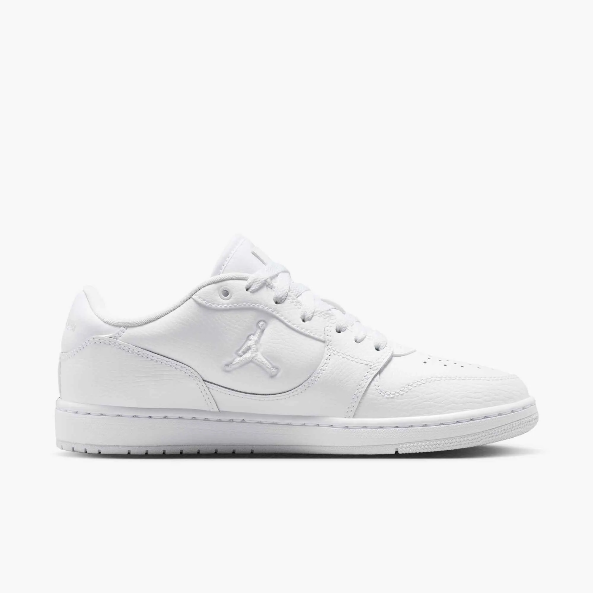 NIKE WMNS JORDAN COURT CONNECT LOW Damen Sneaker Freizeitschuhe weiß