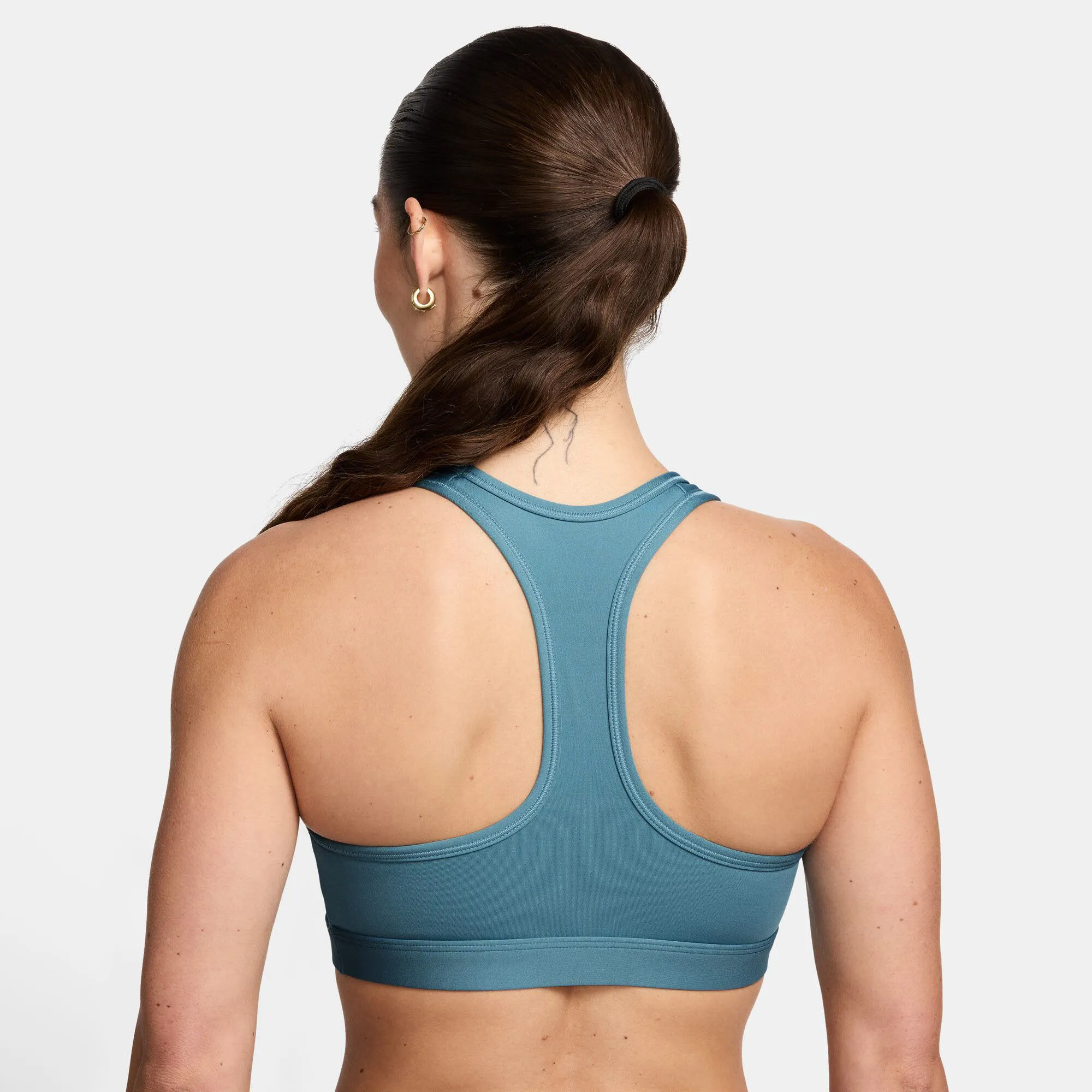 Nike Swoosh gepolsterter Sport-BH mit mittlerem Halt