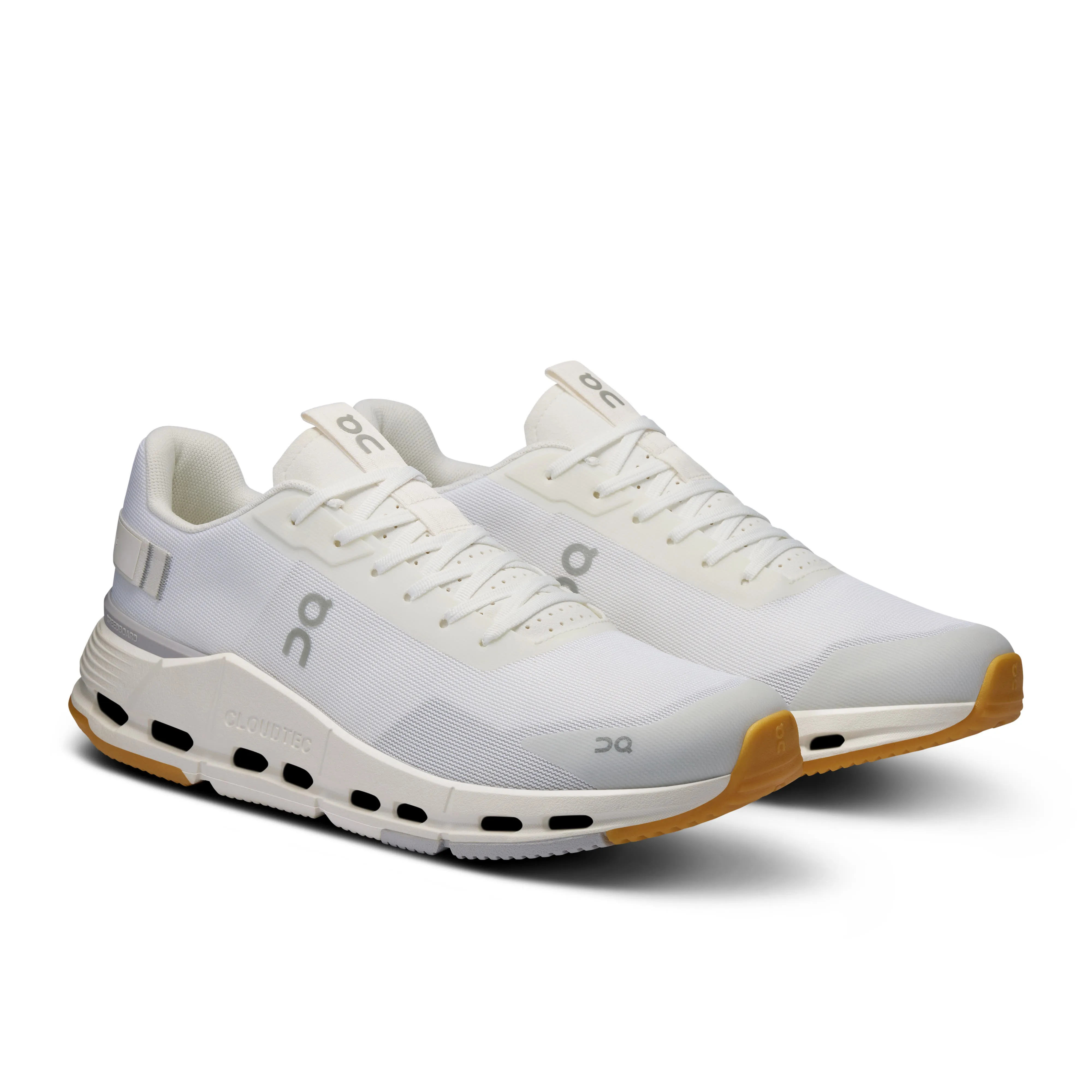 ON CLOUDNOVA FORM 2 Herren Sneaker Low sportlich white/ivory