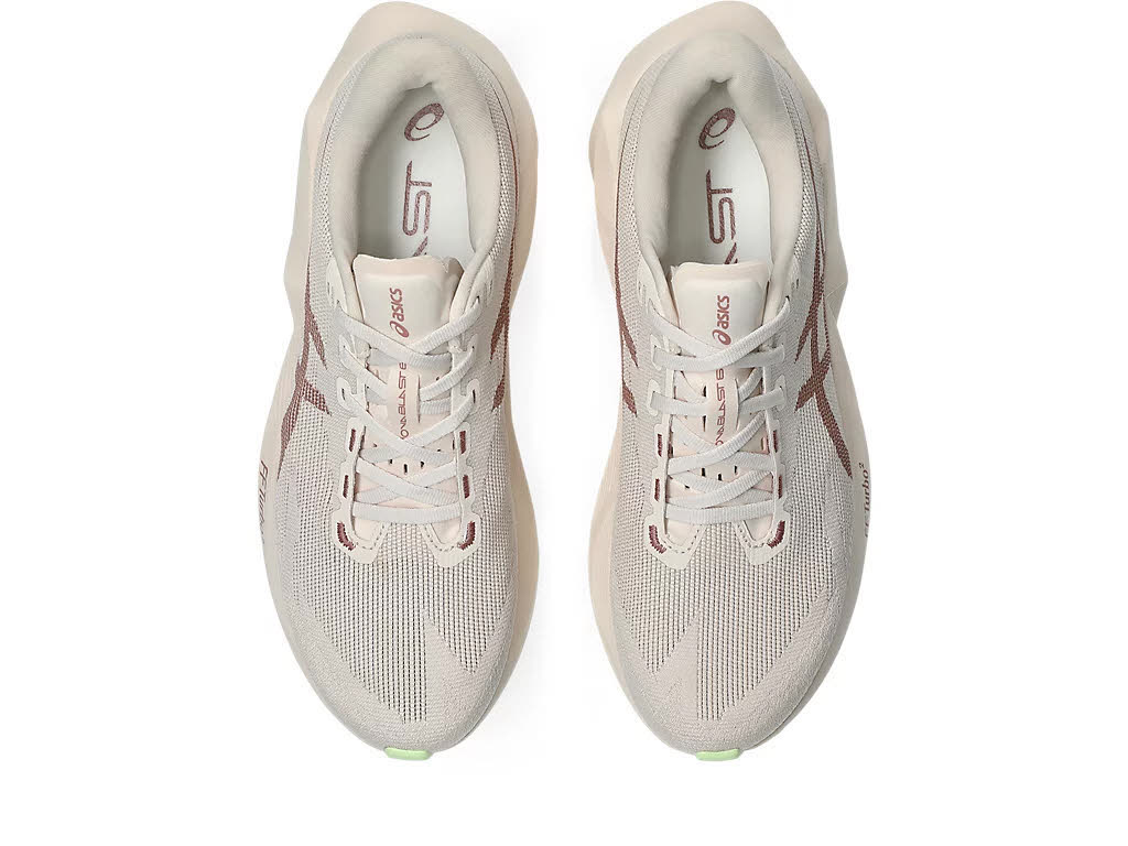 Asics NOVABLAST 6 Damen Laufschuhe Joggingschuhe beige