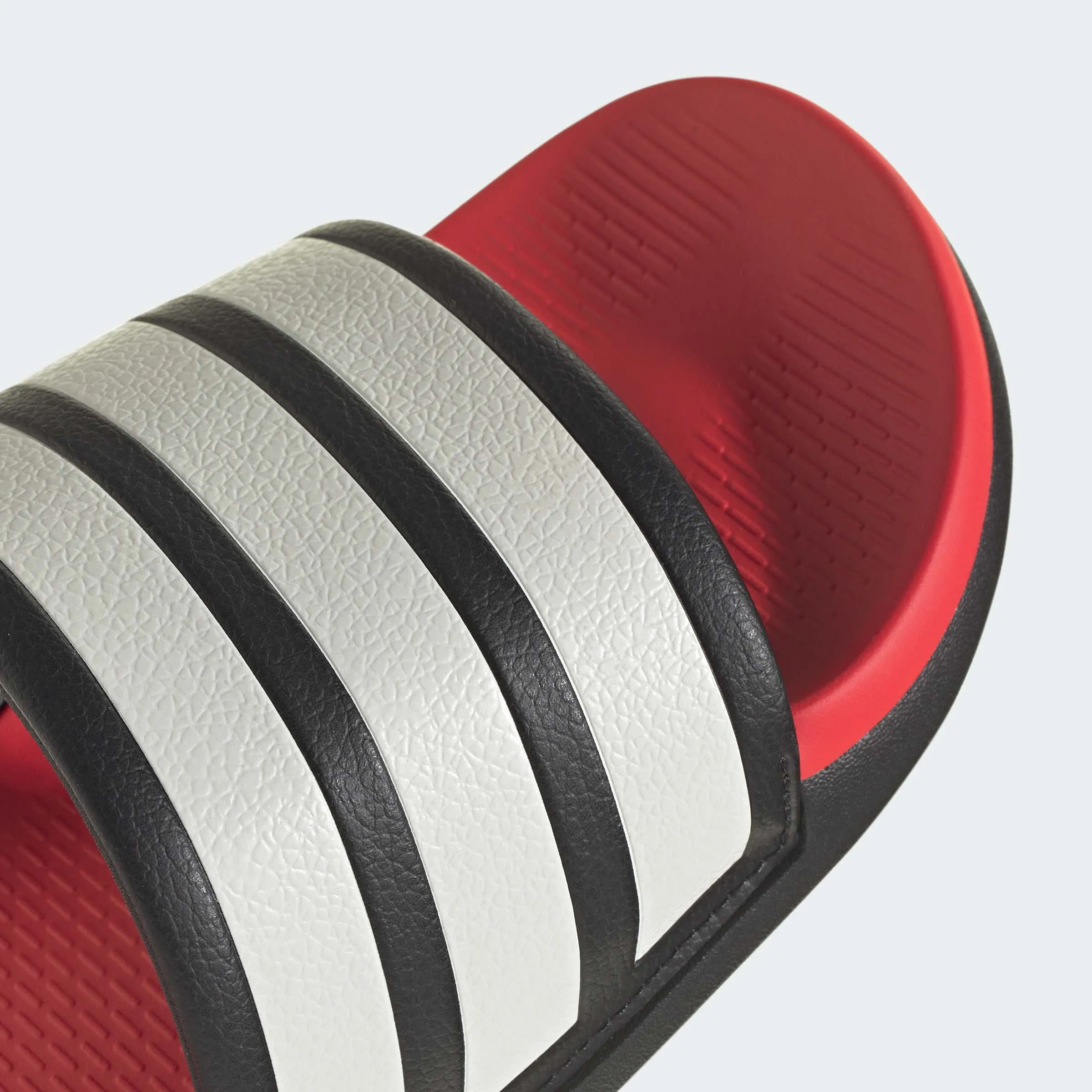 adidas ADILETTE COMFORT 2.0 Unisex Badelatschen schwar/rot/weiß