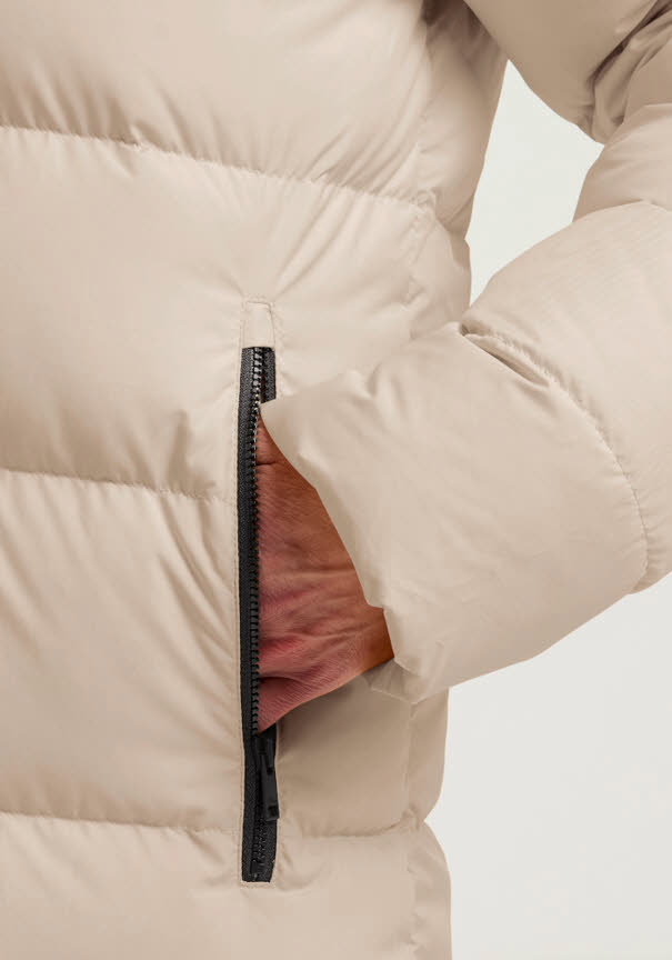 Jack Wolfskin FROZEN PALACE COA RDS Damen Daunenmantel oyster