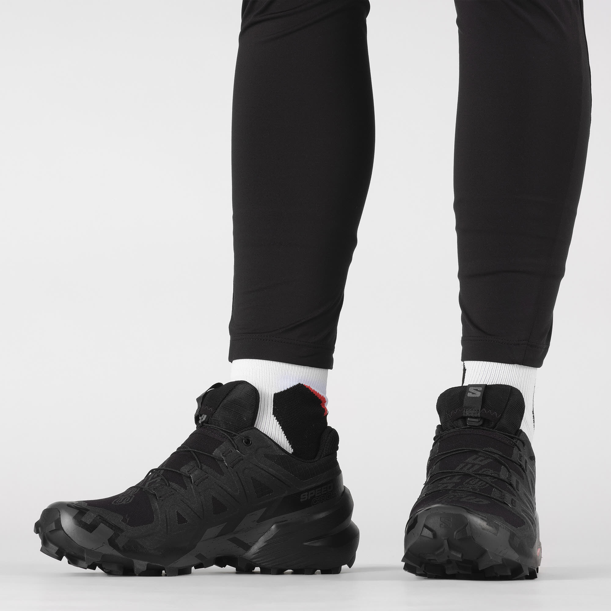 Salomon Speedcross 6 GTX Trailrunning-Schuhe mit Quicklace Wetterfest Damen Schwarz