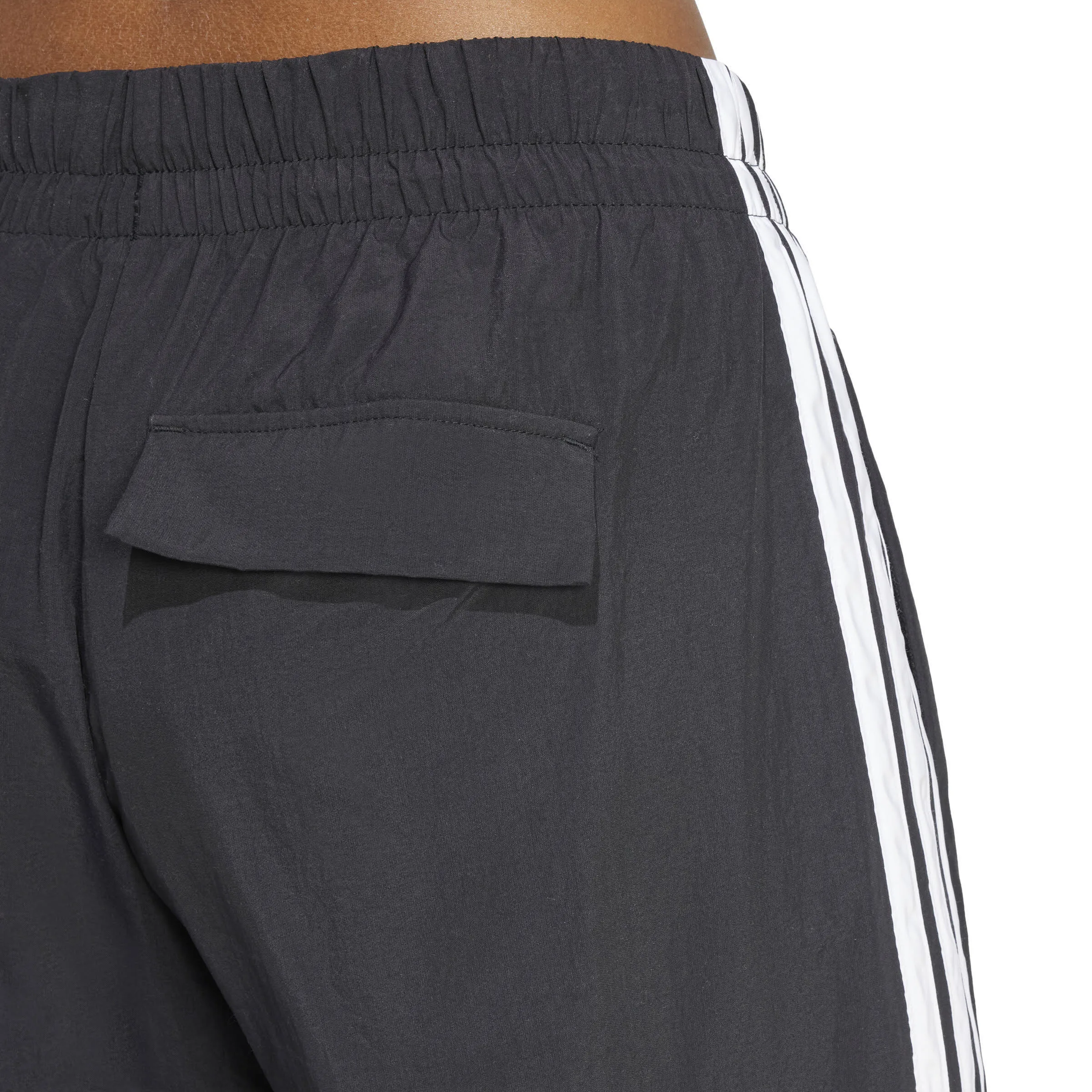 adidas Essentials 3-Streifen Lifestyle Woven Parachute Hose Damen Freizeithose schwarz