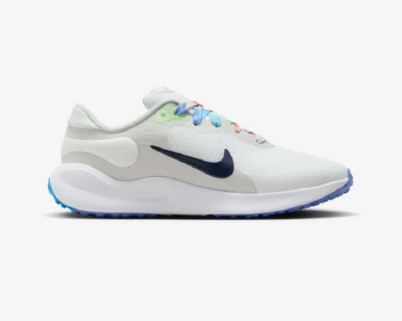 Nike Revolution 7 Next Nature SE Mädchen Laufschuhe Sportschuhe weiß