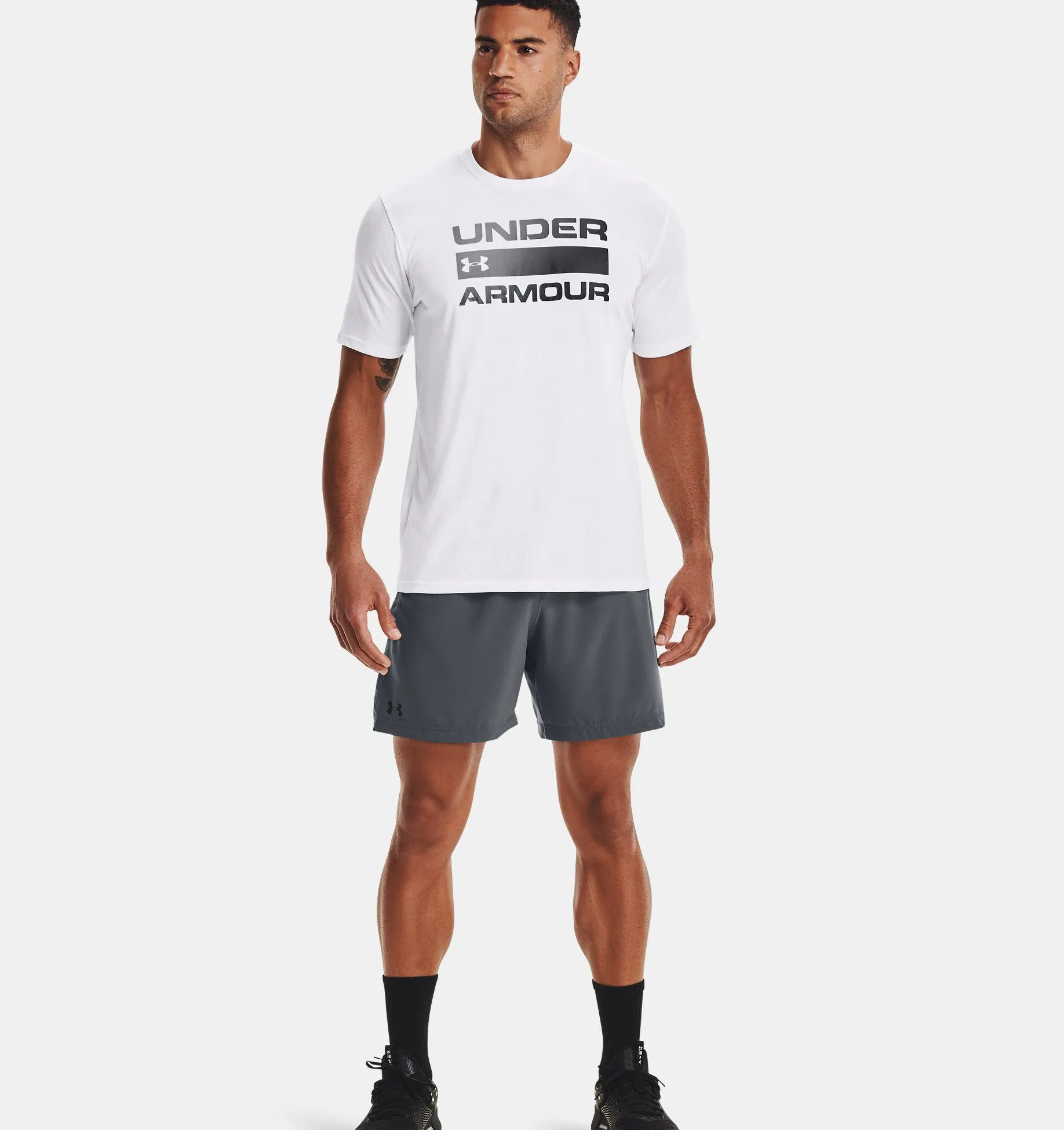 Under Armour UA Team Issue Wordmark SS Herren Sport T-Shirt Weiß NEU