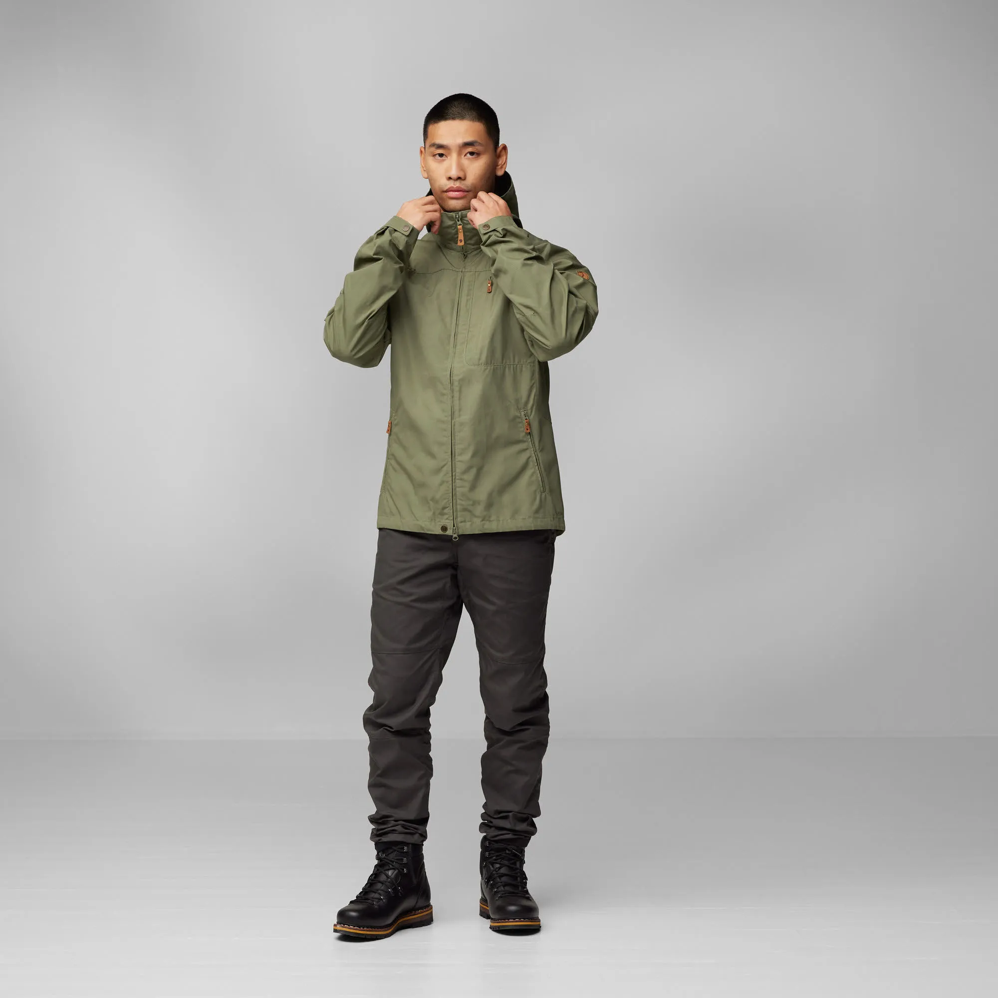 Fjällräven Sten Jacket Herren Outdoorjacke Alltagsjacke Kapuzenjacke grün