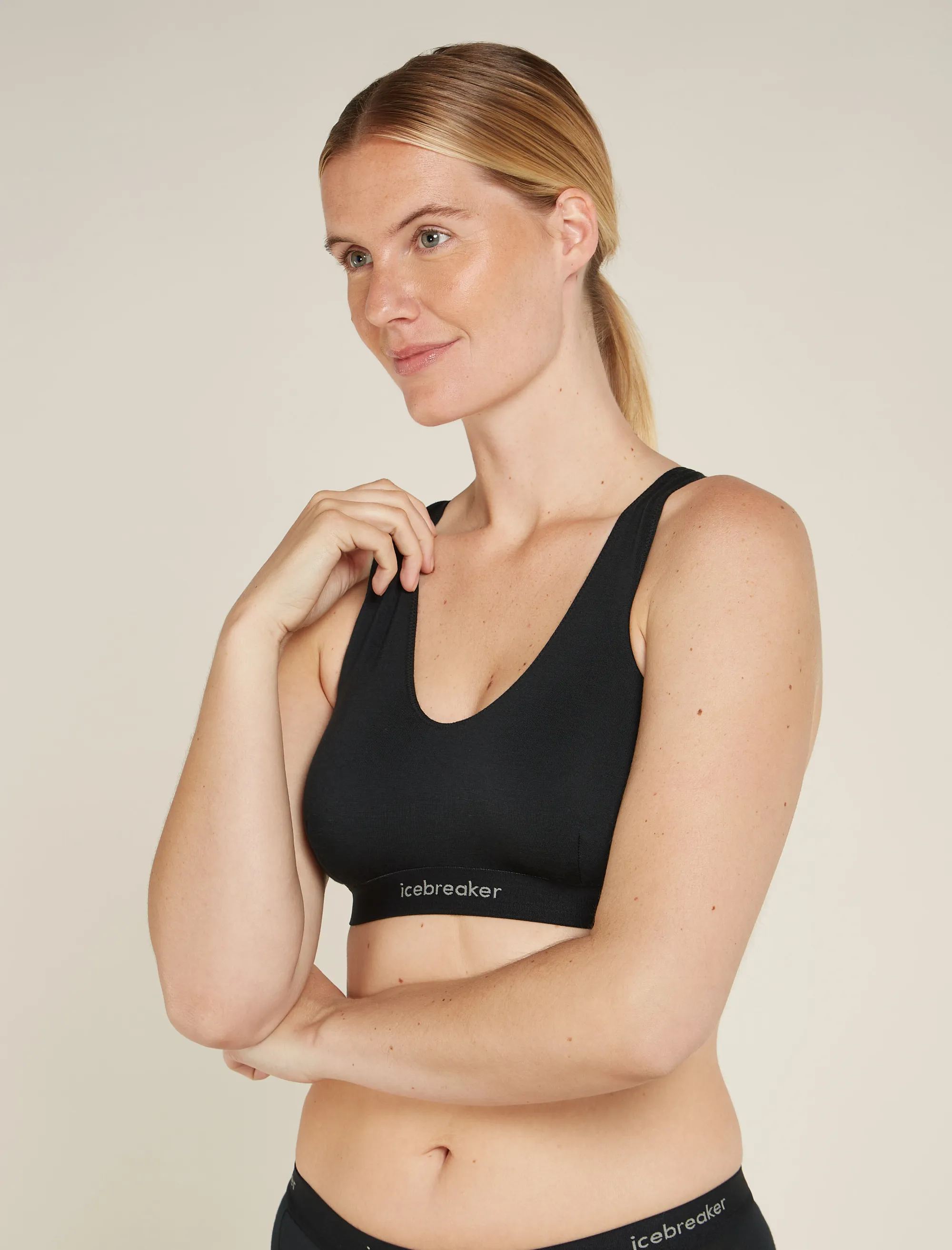 Icebreaker Merinomix 125 Cool-Lite™ Sprite Racerback-BH Damen schwarz